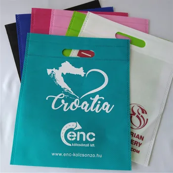 200pcs/Lote Personalizado con el Logotipo Impreso Perforado Multicolor No tejidas Bolsas ecológicas Portátil Libro de la Ropa de Regalo Paquete de Compras